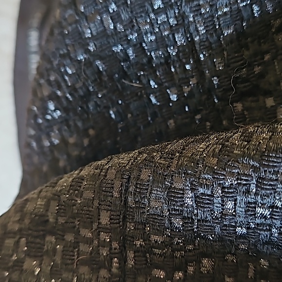 Sz 16, NWOT. Lafayette 148 NY shimmer Skirt, black wool & silk. - Picture 4 of 11